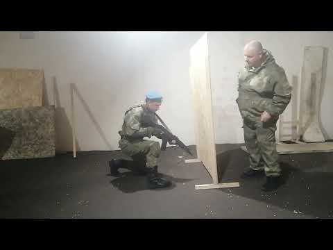 Видео: Уход за вертикальное укрытие из изготовки к стрельбе с колена часть 2