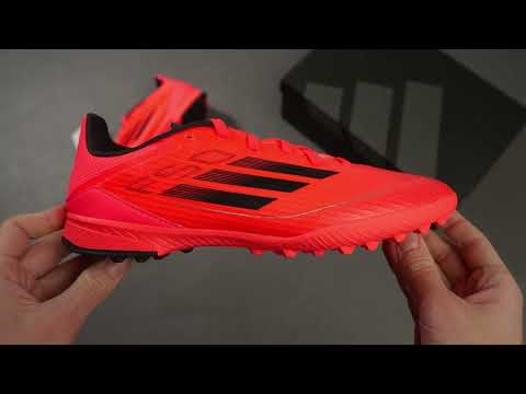 Видео: Шиповки детские Adidas F50 League TF