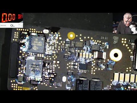 Видео: Как мы ремонтируем ноутбуки, поврежденные водой? MacBook Air, серьёзные повреждения, ремонт платы...
