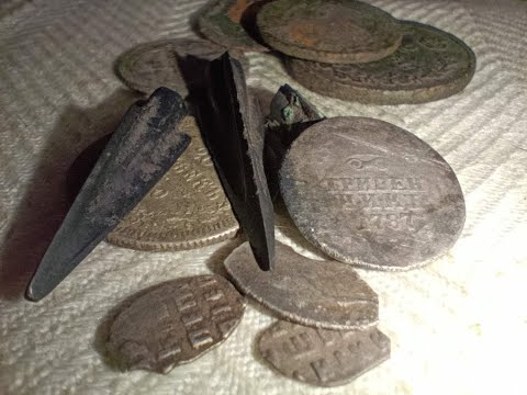 Видео: Копаємо бандою з блондою на полі, є гарне срібло і наки.