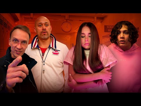 Видео: Моли е избягала! Баща ми е бесен, полицията е нащрек 😯 KiKiDo Campus Bulgarian