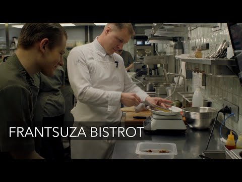 Видео: Дисциплина на кухне: Иван Фролухин