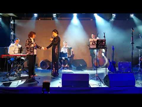 Видео: Мими Николова - Когато луната изплува (с Ралица Ковачева-Бежан) / Замълчи, замълчи