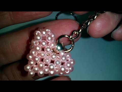 Видео: Брелок "Сердце" из бусин. Мастер-класс. I Часть. DIY. Key Ring Heart