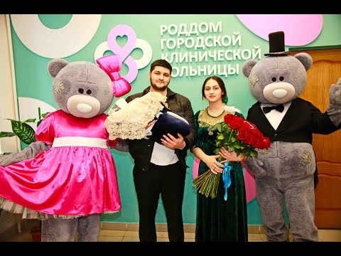 Видео: Виджай шандероно встречает внука из роддома г Уфа