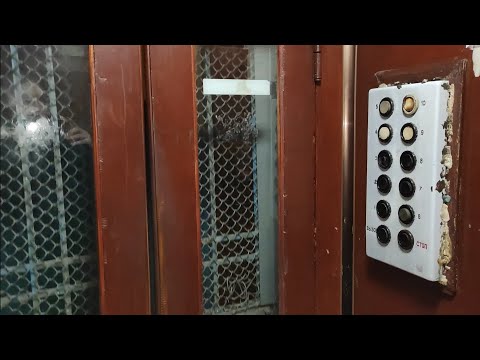 Видео: Распашной лифт НЗСМ ≈1968 г, Г/П 350 кг, V=0,65 м/сек (ул. Троллейбусная, 2, подъезд 2, г. Львов)