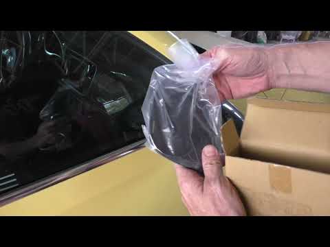 Видео: Замена зеркального элемента в правом зеркале на Volkswagen Beetle 1,4 Фольксваген Битл 2014 года