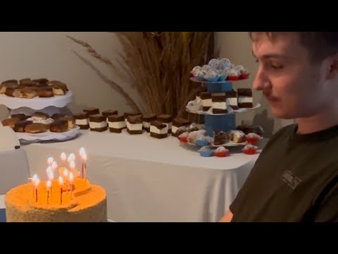 Видео: 251-256 день года. День рождения Никиты 🎂 торты, гости и большой Лего-набор.