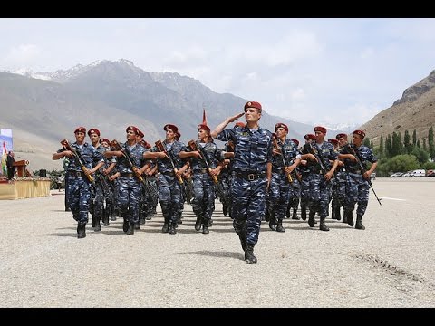 Видео: Иштироки Президенти Ҷумҳурии Тоҷикистон дар расми гузашти низомӣ дар шаҳри Хоруғ