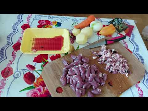 Видео: Суп с куриными сердечками