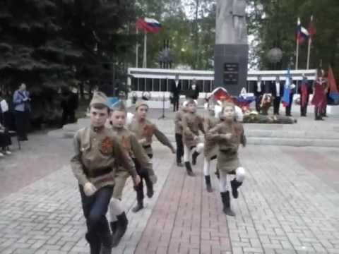 Видео: Непоседы - танец "Прадедушка" (09.05.2017, Умёт)