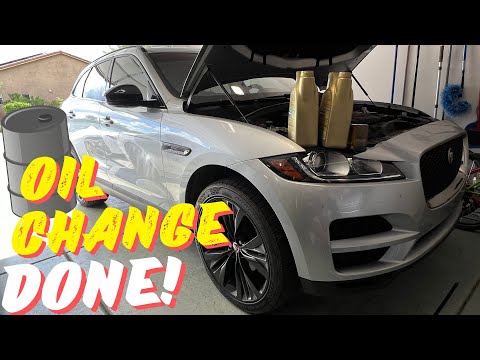 Видео: КАК ЗАМЕНИТЬ МАСЛО В JAGUAR F-PACE 2.0L 2017–2021 ГОДОВ | Гарантия Jaguar больше не распространяе...