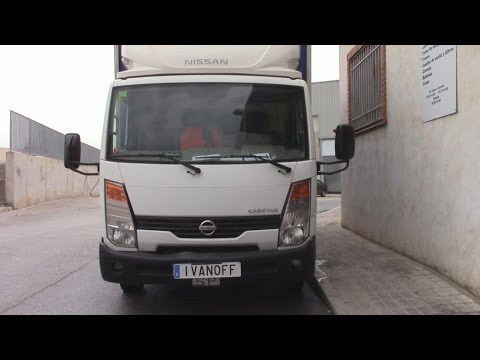 Видео: ЧАСТЬ ПЕРВАЯ. Nissan Cabstar  Мотор-YD25  Перегретая ГБЦ. "Салидол" в системе охлаждения.