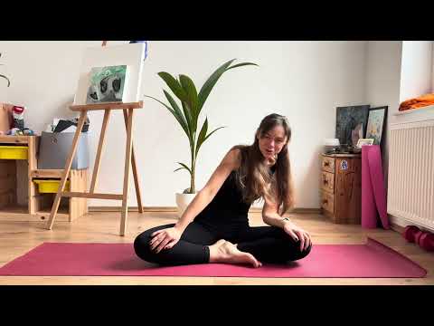 Видео: Женская инь-йога для восстановления энергии