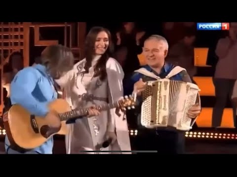 Видео: «Привет,Андрей!» - Яна Лысенко - «Эй джигит»