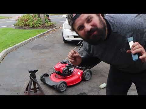 Видео: Заброшенная газонокосилка Craftsman M110 2023 года выпуска сломалась во время стрижки травы и бол...