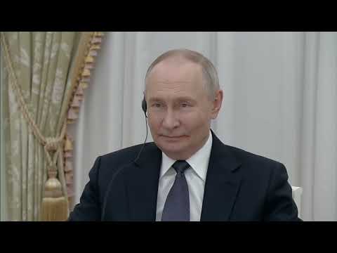 Видео: «По-русски, как свои»: премьер Монголии удивил Кремль на встрече с Путиным