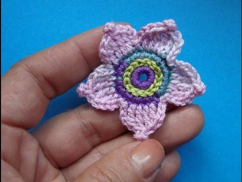 Видео: Crochet flower pattern for free - Вязаный цветок Урок 57