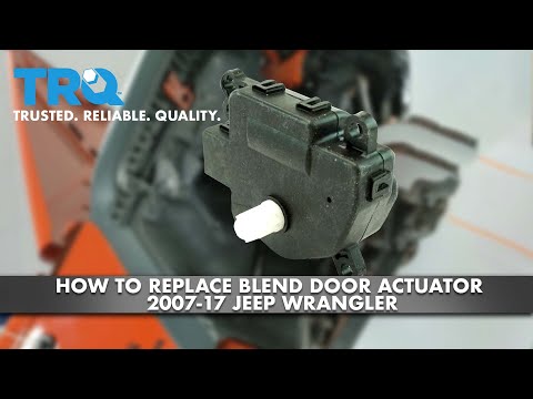 Видео: Как заменить привод заслонки смешивания на Jeep Wrangler 2007–17