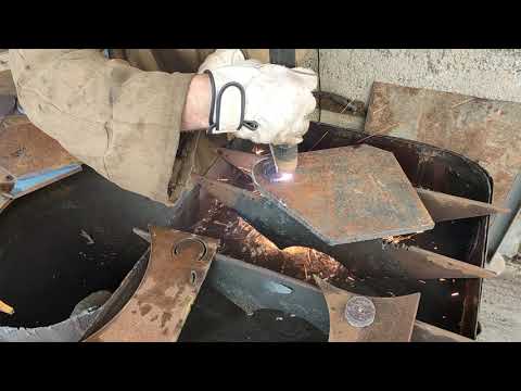 Видео: Циркуль на плазморез для отверстий малого диаметра.