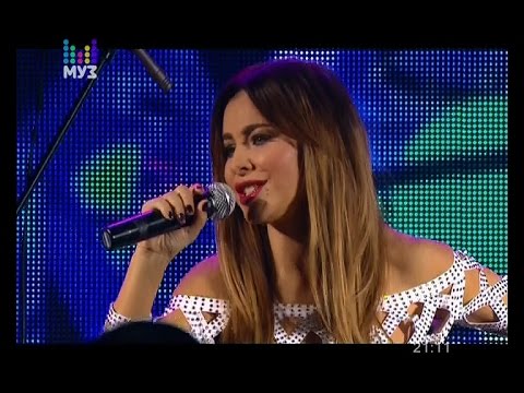 Видео: Ани Лорак - Оранжевые сны, Осенняя любовь, Уходи по-английски (Новый год на МУЗ-ТВ, 1.01.2016)