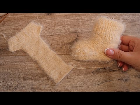 Видео: Детские носочки на двух спицах | Two Needle Baby Socks knit pattern