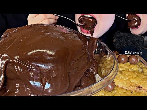 Видео: Домашнее мягкое печенье с начинкой. Полейте блины шоколадом. Звуки еды. Десерт.