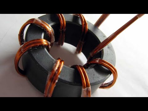 Видео: ВЕЧНОЕ ЭЛЕКТРИЧЕСТВО В КАРМАНЕ: САМАЯ ЛУЧШАЯ БАТАРЕЙКА