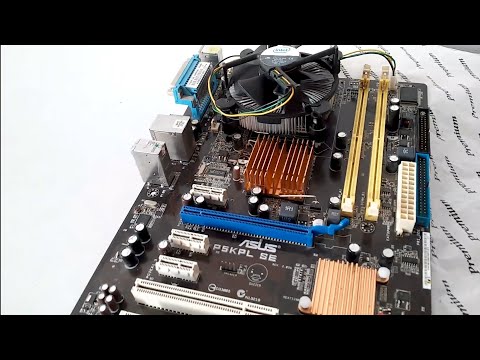 Видео: Asus P5KPL SE скол смд елемента | Broken cmd capasitor