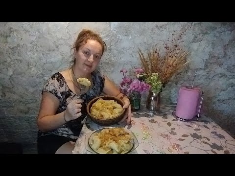 Видео: День ліпила, день варила... Вареники з капустою та картоплею 🤤