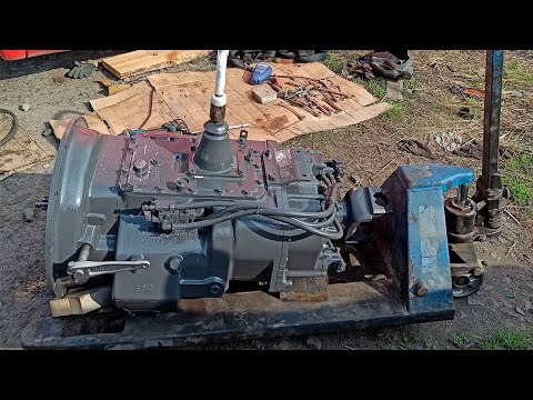 Видео: на Петербилт 387 развалилась коробка eaton fuller 13 ступка