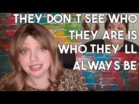 Видео: Foodie Beauty: Реакция на контент о Хэллоуине