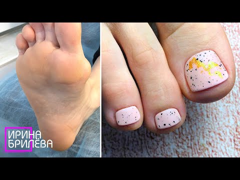 Видео: Педикюр дисками 🌸 Дизайн ногтей с поталью (Сусальное золото) 🌸 Ирина Брилёва