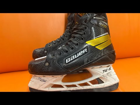 Видео: ХОККЕЙНЫЕ КОНЬКИ BAUER SUPREME ULTRASONIC•КЛЮШКИ ССМ ЗАРЯД