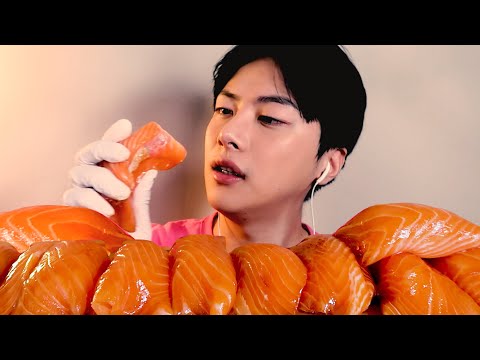 Видео: Лосось суши MUKBANG🍣Giant Salmon Sushi MUKBANG ASMR Eating show