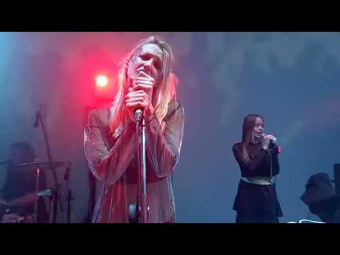 Видео: Хадн Дадн - под тенью, под сиренью