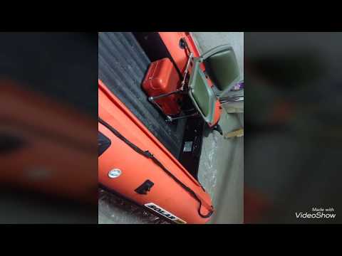 Видео: Тюнинг лодки ПВХ. Поворотное кресло для ПВХ.
