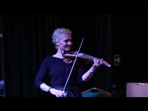 Видео: Сердце Тру - Мир (акустика при свечах 27.04.2025)