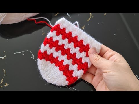 Видео: простые носки тапочки крючком для начинающих ✅
