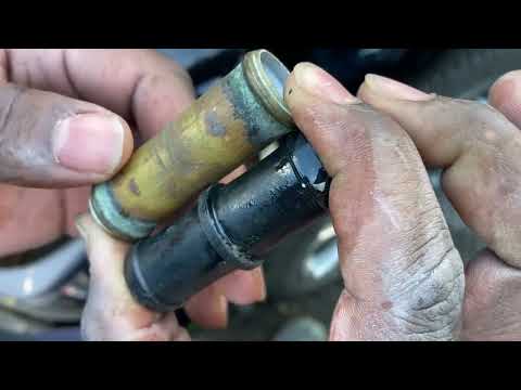 Видео: Разъём для шланга отопителя охлаждающей жидкости Infiniti Q70 M37. Двигатель Nissan VQ37VHR 3,7 л...