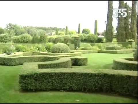 Видео: Замки Франции. Эриньяк.