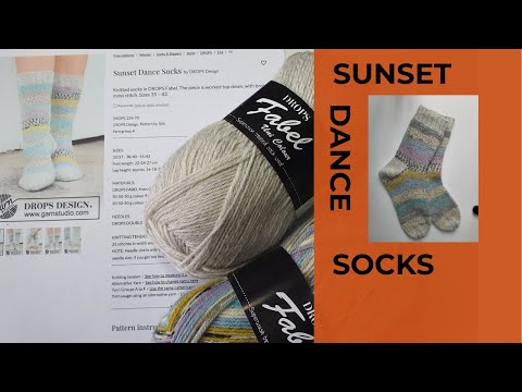 Видео: Sunset Dance Socks.Носки спицами по описанию Дрос. Идеальный способ использования остатков пряжи. МК