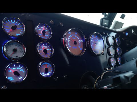 Видео: International 9400i Кварц Винил на пол и много будильников не бывает...