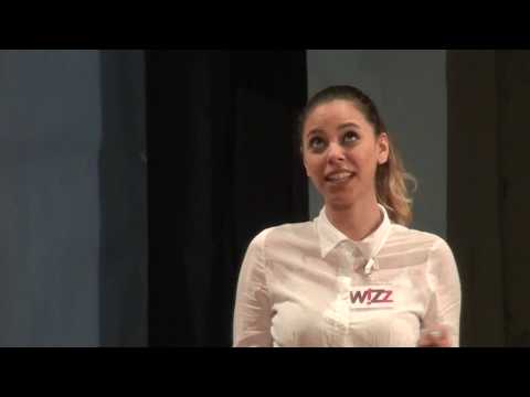 Видео: "СТЈУАРДЕСИ" - Трет Чин