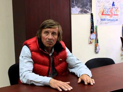 Видео: Восхождение на вершину Аннапурна с Глебом Соколовым в 2012