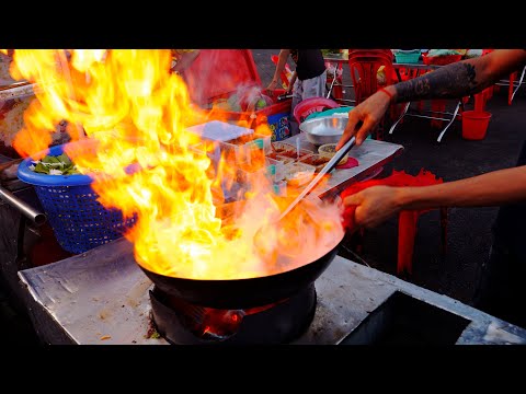 Видео: Потрясающие представления! Вкусная еда с ночного рынка! | Азиатская кухня