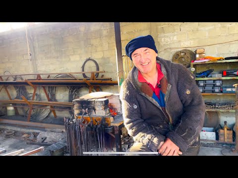 Видео: Куем ПОДКОВУ 🧲 - 5 кузнечных процедур в одном ролике