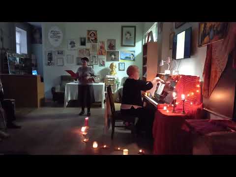Видео: "Подих музики крізь віки" - музичний вечір при свічках в бібліотеці ім. О.Теліги.