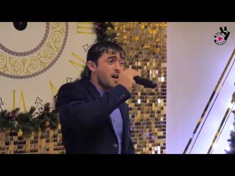 Видео: Роберт Каракетов -"Не уходи" Ресторан Голден Плаза - Новогодняя ночь 2019, 30 декабря КЧР Черкесск