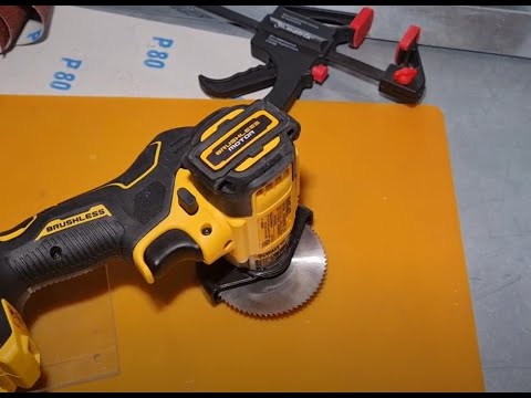 Видео: МиниУШМ DeWalt DCS438  - чик и пальцев нет, как нефиг делать.